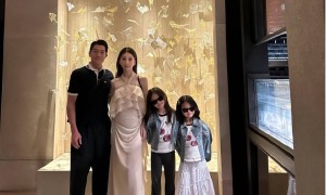 郭富城老婆晒孕期健身照，挺大肚练瑜伽不娇气，长胎少长肉美翻了