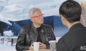 英伟达CEO黄仁勋：马斯克脑袋堪称“终极GPU”